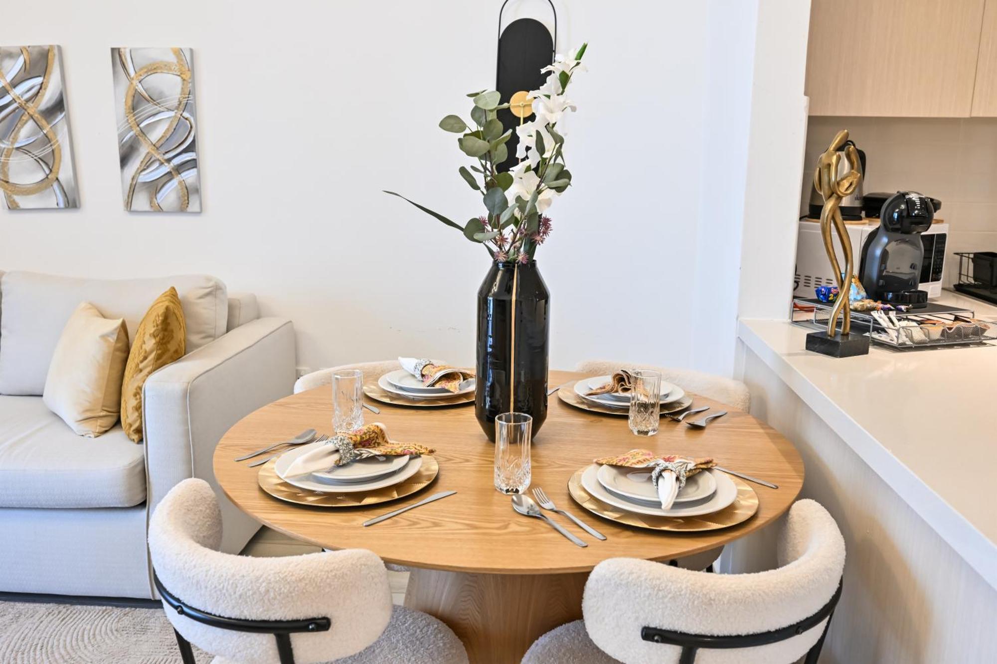 Апартаменти Yas Canal 3 Luxury Close To F1 And Ferrari World *