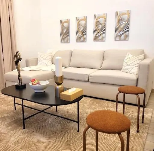 Yas Island Canal 3 - Chic 2Br Near Formula And Amusement Parks
