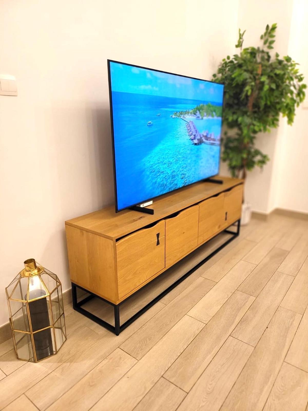 Yas Island Canal 3 - Chic 2br Near Formula And Amusement Parks